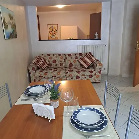 Casa Vacanze “ Fonte Del Borgo” *