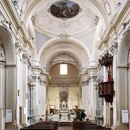 Casa Vacanze “ Fonte Del Borgo” *