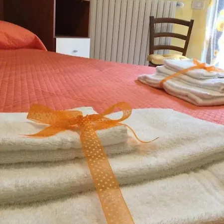 Casa Vacanze “ Fonte Del Borgo” アパート ランチャーノ